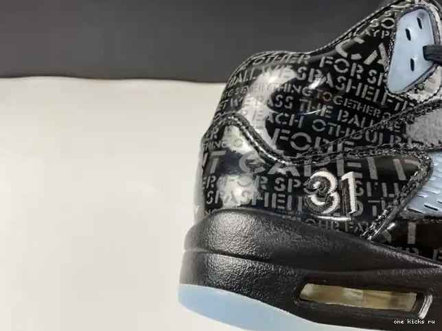 Rep Onekick 5 Doernbecher Jordan Retro AIR 633068-010 0404